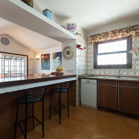 2br House - Solarium & Shower Terrace - 13 Puerto del Carmen (Lanzarote)
