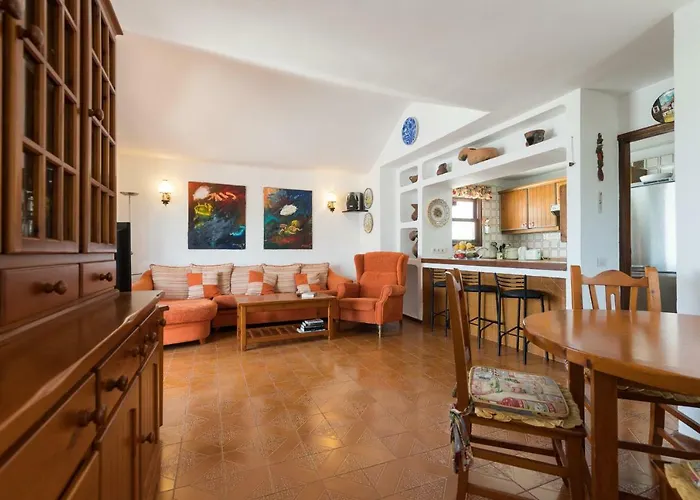 2br House - Solarium & Shower Terrace - 13 Puerto del Carmen (Lanzarote)